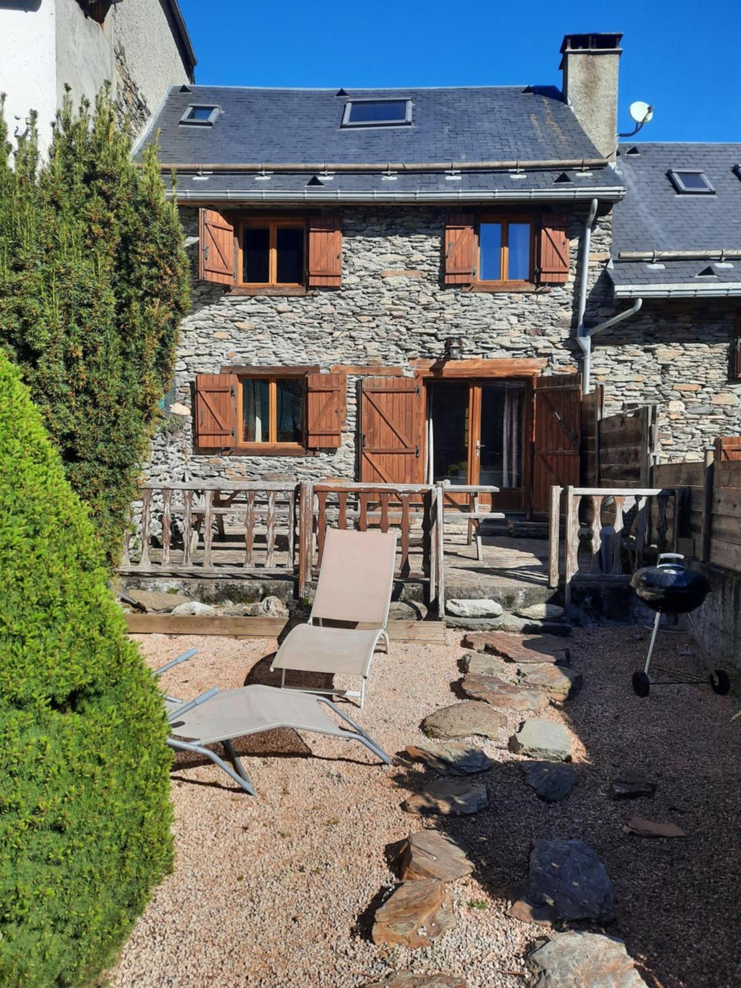 Les Granges De La Fontaine Vila Antignac Exterior foto