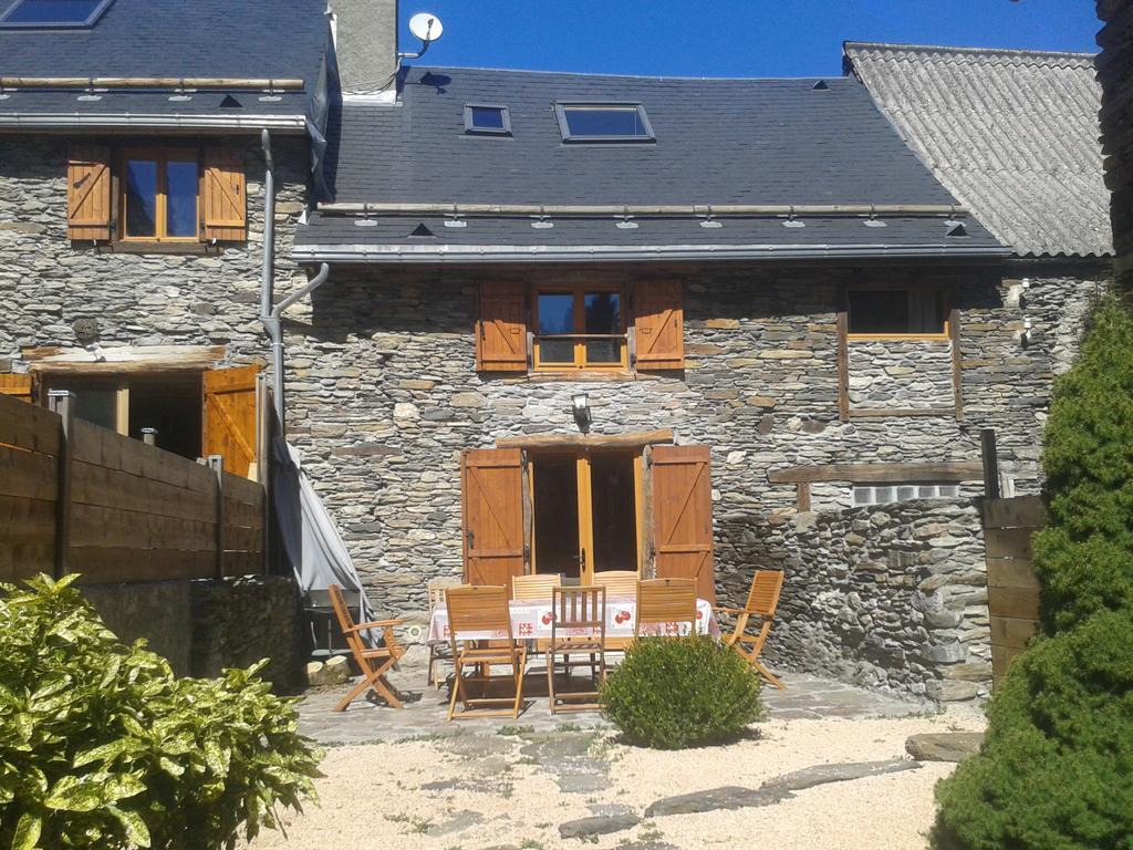 Les Granges De La Fontaine Vila Antignac Quarto foto